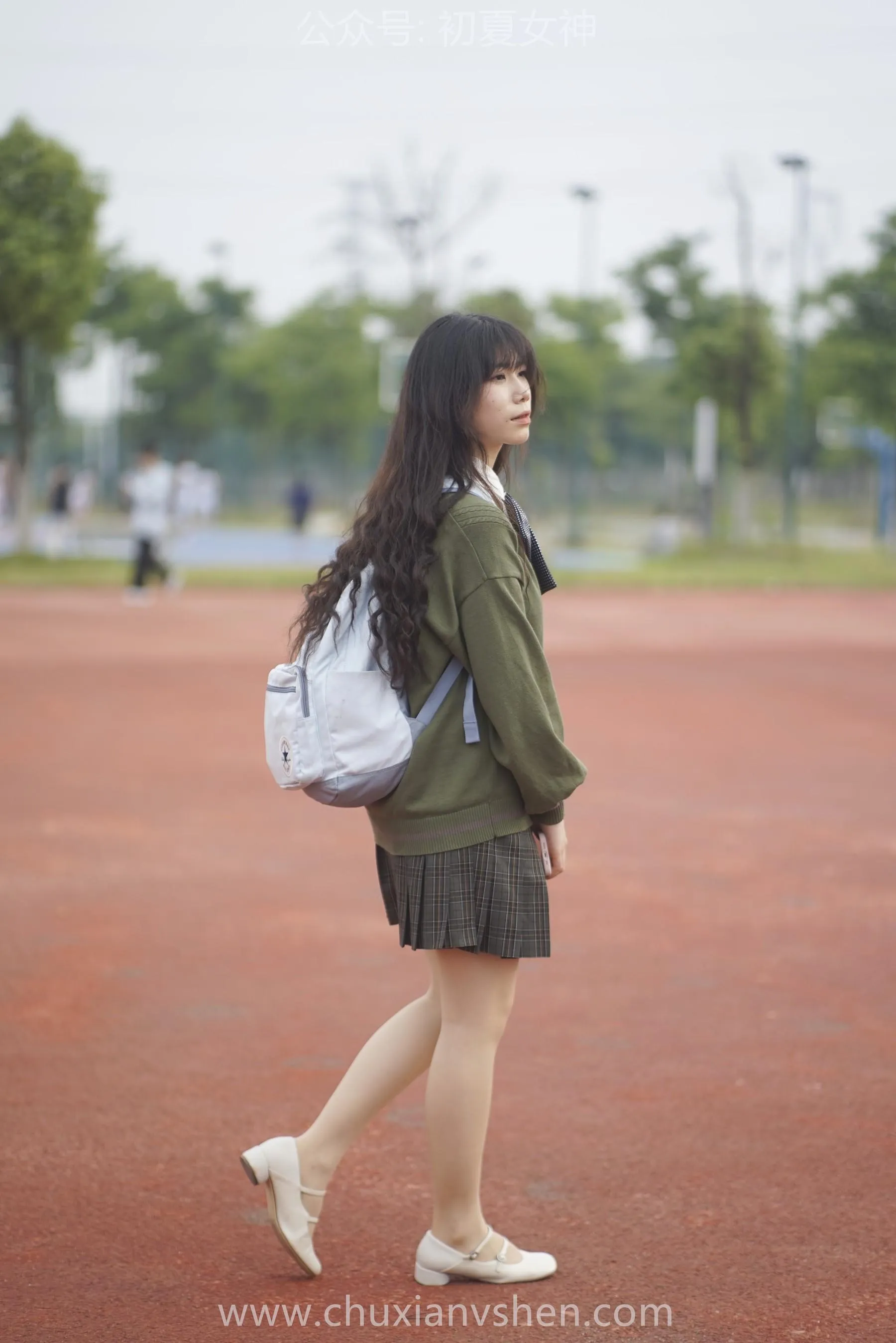 初夏女神 NO.064 欢欢 新晋学妹-学妹的一天 [164P]插图8
